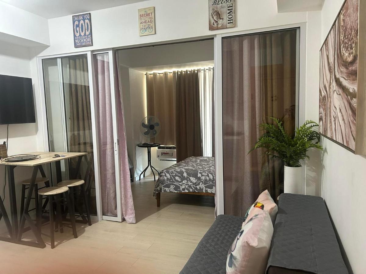 Cozy 1br In Azure Urban Residences Apartment *
