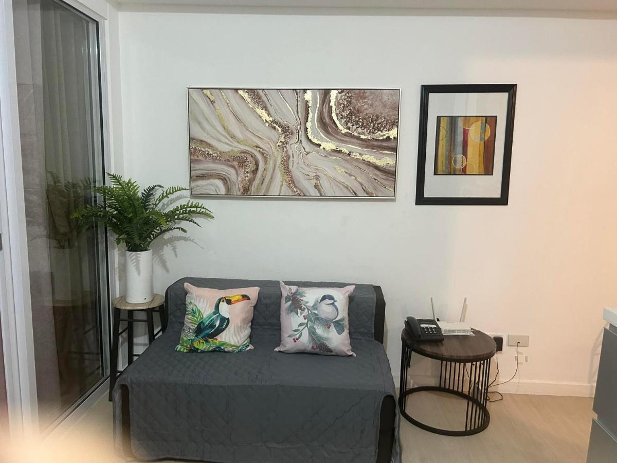 Apartment Cozy 1br In Azure Urban Residences