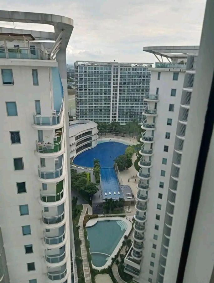 Cozy 1br In Azure Urban Residences