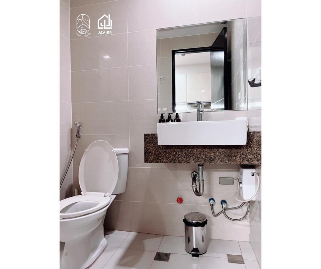 Eastwood Penthouse Studio With View, Netflix And Fast Wi-fi Aparthotel