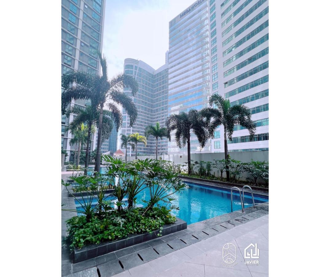 Eastwood Penthouse Studio With View, Netflix And Fast Wi-fi