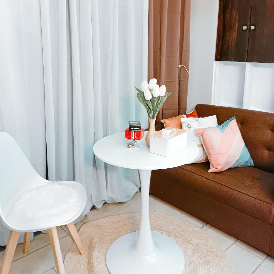 Casabay Eastwood Staycation Guest house