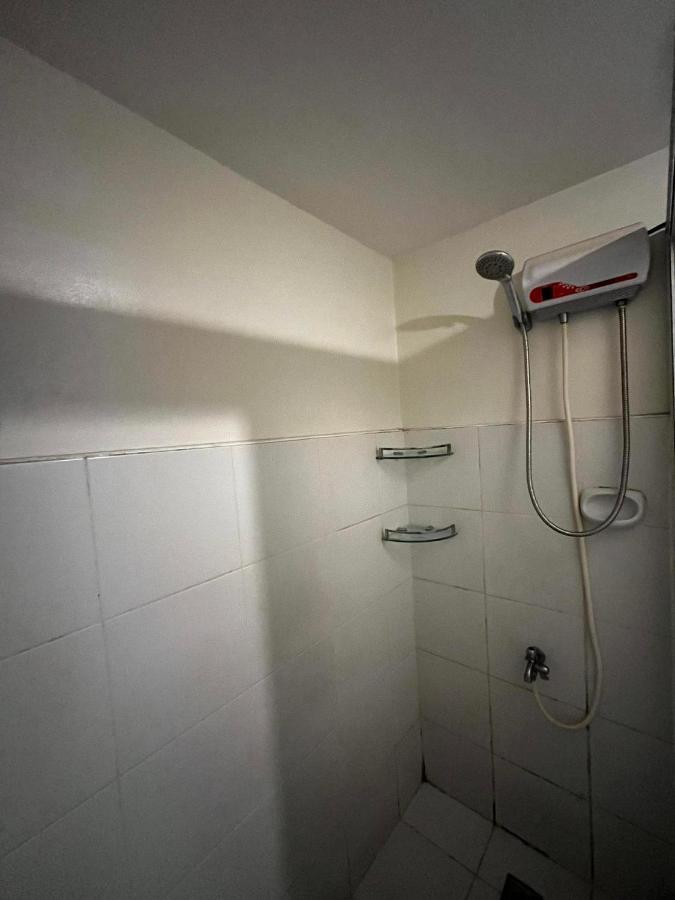 V&j Transient Condotel *