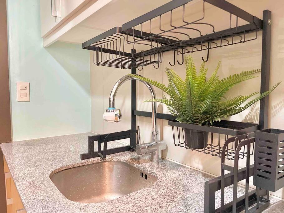 Cozy Luxury In Uptown Parksuites Bgc Apartment