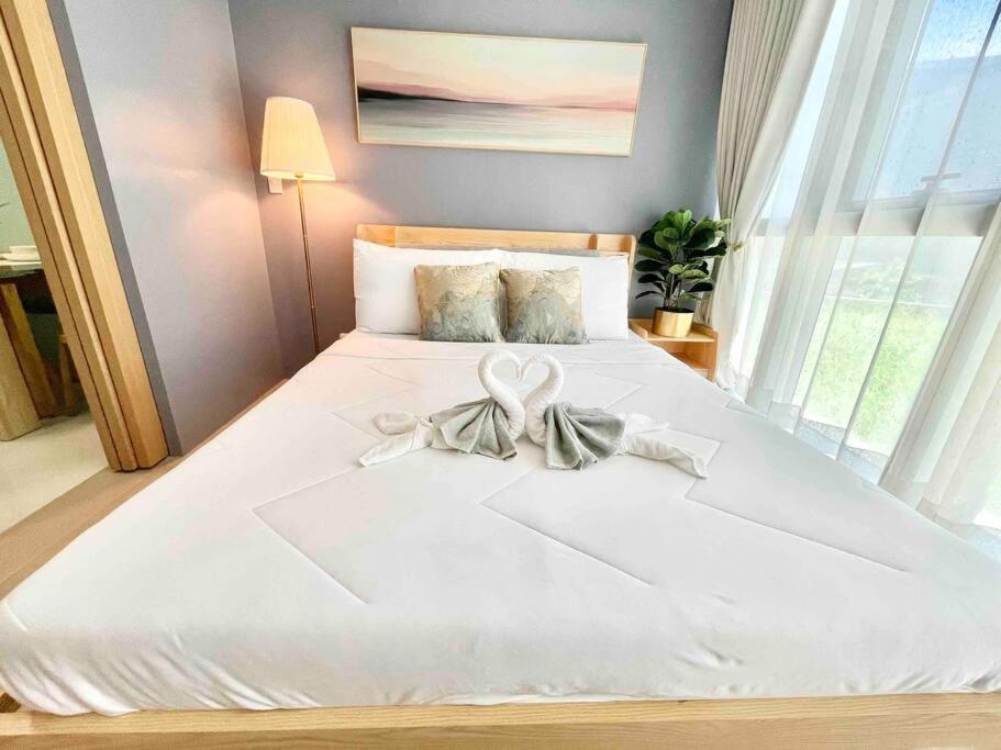 Cozy Luxury In Uptown Parksuites Bgc *