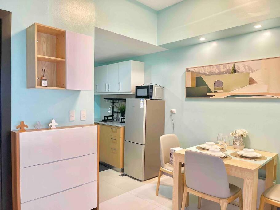 Apartment Cozy Luxury In Uptown Parksuites Bgc Manila