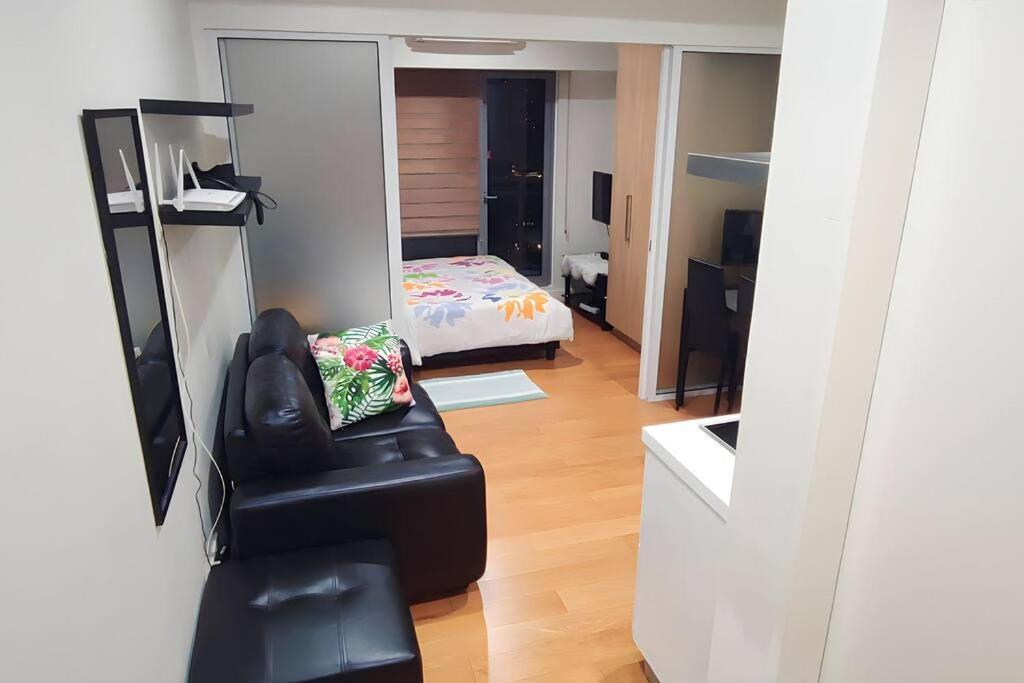 Aveline Modern Amenity View Acqua Private Residences Near Rockwell Makati Manila