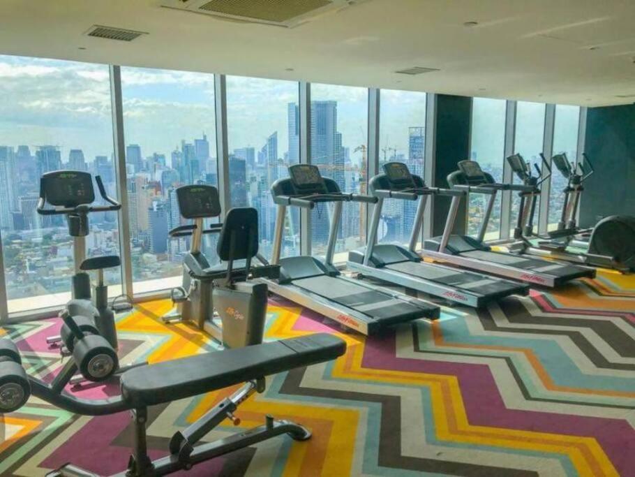 Aveline Modern Amenity View Acqua Private Residences Near Rockwell Makati Manila