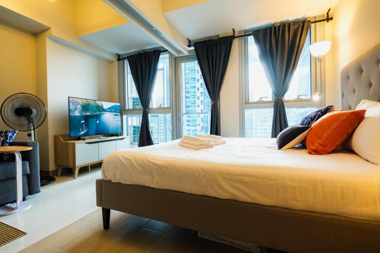 Apartment Cozy 1br In Manila, Bgc, With Balcony & Pool
