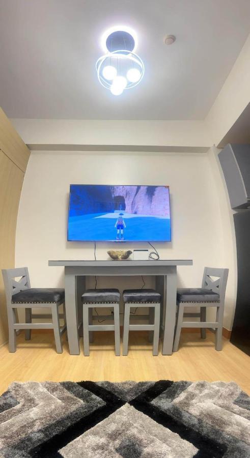 Four Angels' Staycation In Trees Residences Near Sm Fairview Hotel Manila