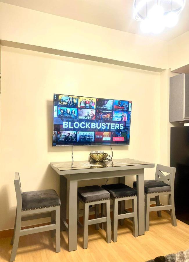 Hotel Four Angels' Staycation In Trees Residences Near Sm Fairview 5*