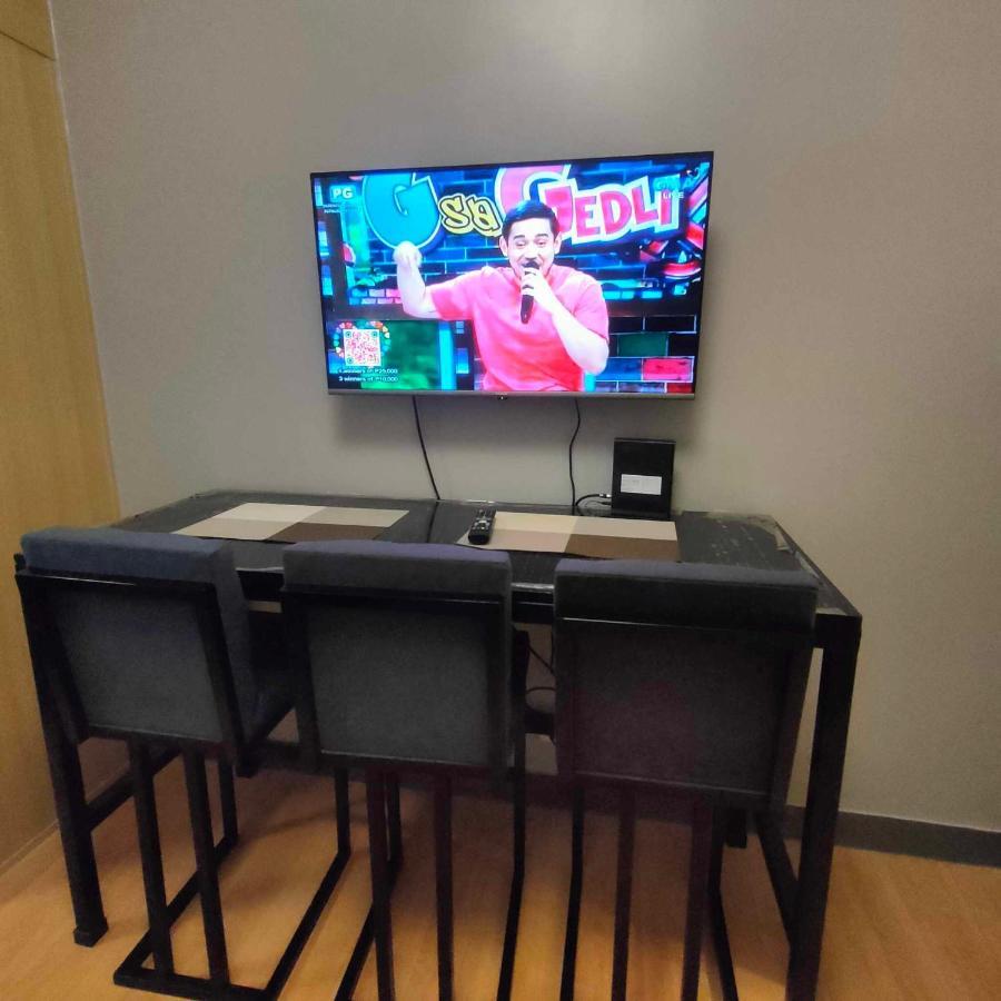 Hotel Four Angels' Staycation In Trees Residences Near Sm Fairview 5*