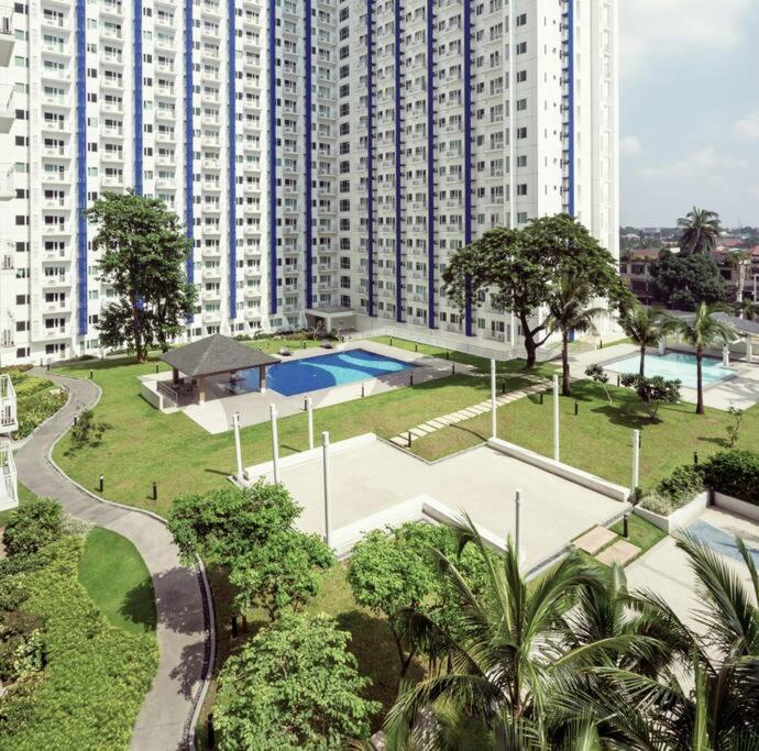 Grass Tower 3 20th Manila