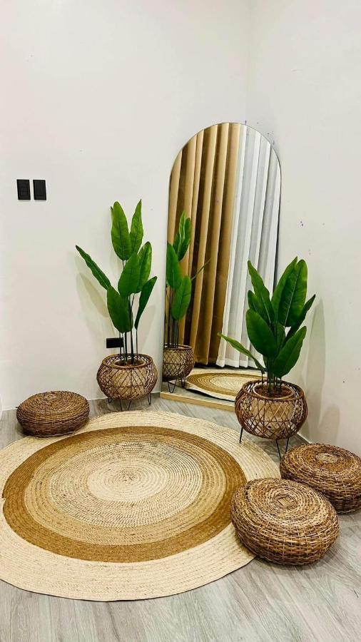 Saglit Private Villa Manila
