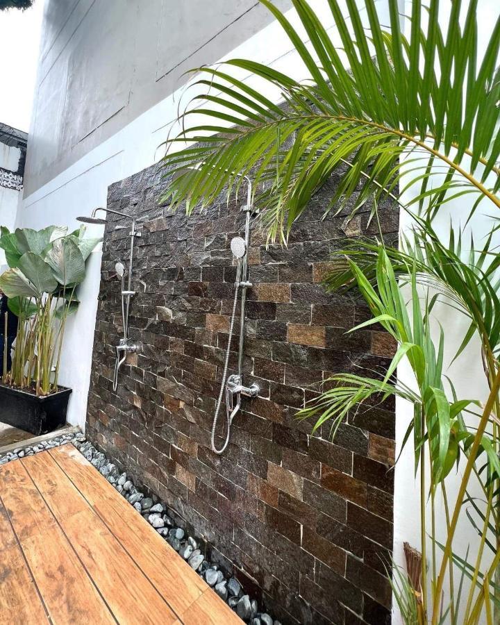 Saglit Private Villa Manila