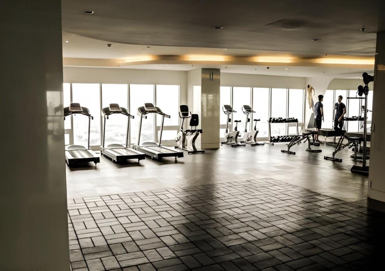 Apartment 1br Unit In Residences Taft Avenue Malate Zm Staycation *