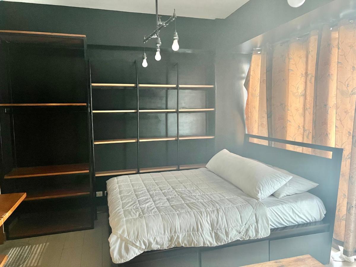 Von's Bachelor Pad Apartment