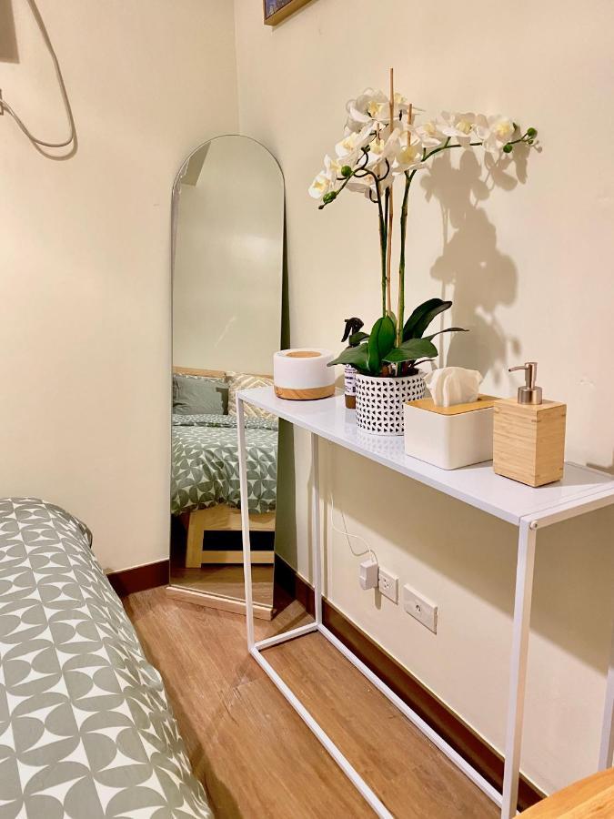 Cozy 1 Bedroom Scandinavian/tropical With Balcony & Parking *