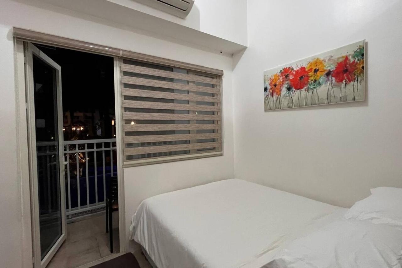 Direct Pool Access Shore Residences Moa Pasay Near Airport Apartment