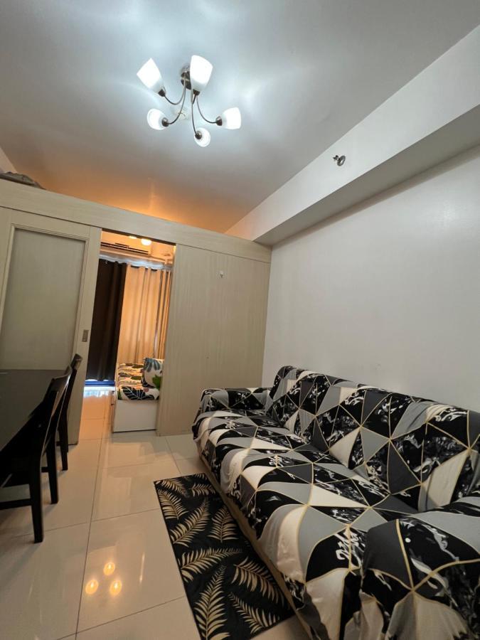 Sea Residences Moa - Paul Manila