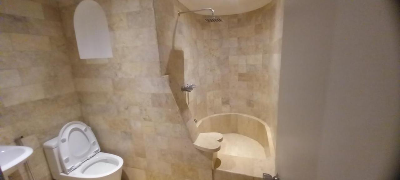 Hotel King Arthur Palace Manila