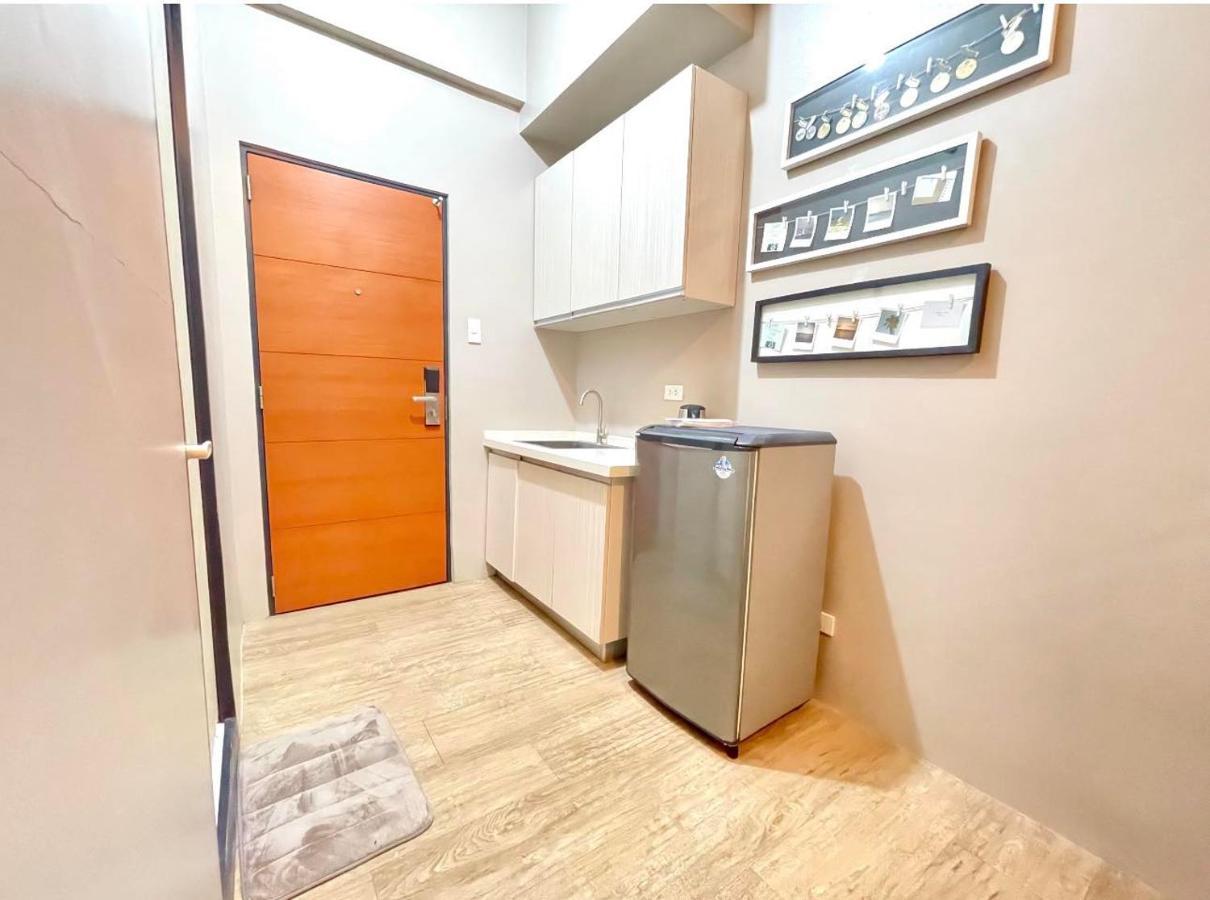 E-commerce - Eastwood Apartment Manila