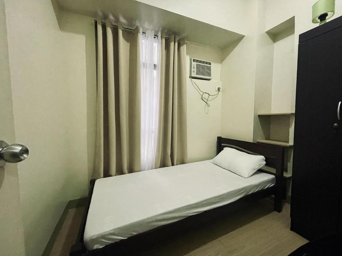 Relaxing 2-bed In Mandaluyong Apartment *