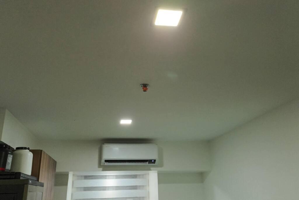Unit In Downtown * Manila
