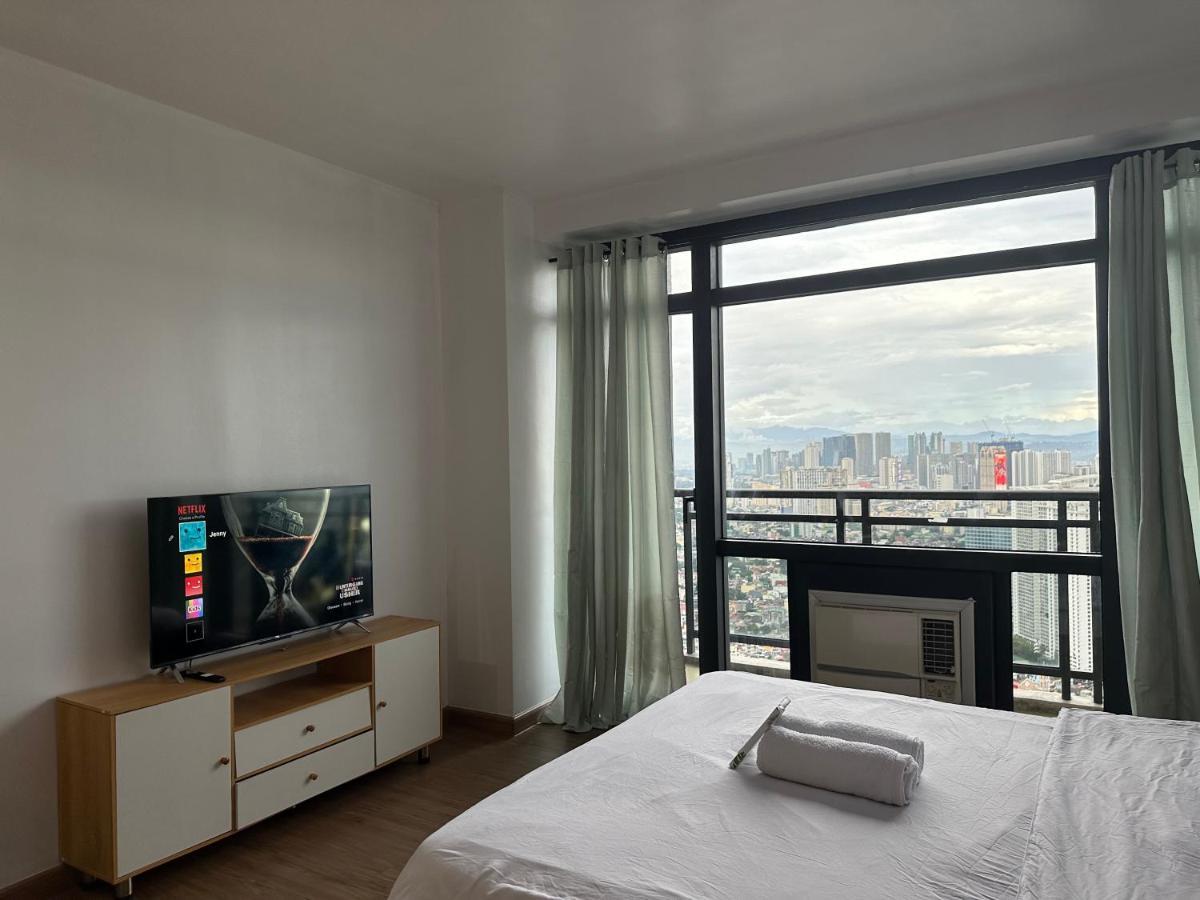 Apartment Homestyle With View In Gramercy Residences Manila
