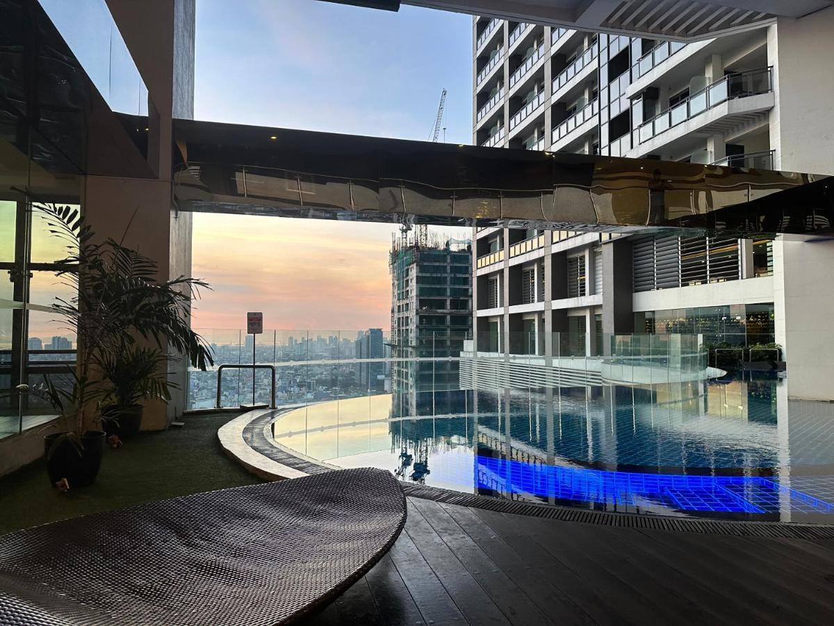 Apartment Homestyle With View In Gramercy Residences Manila