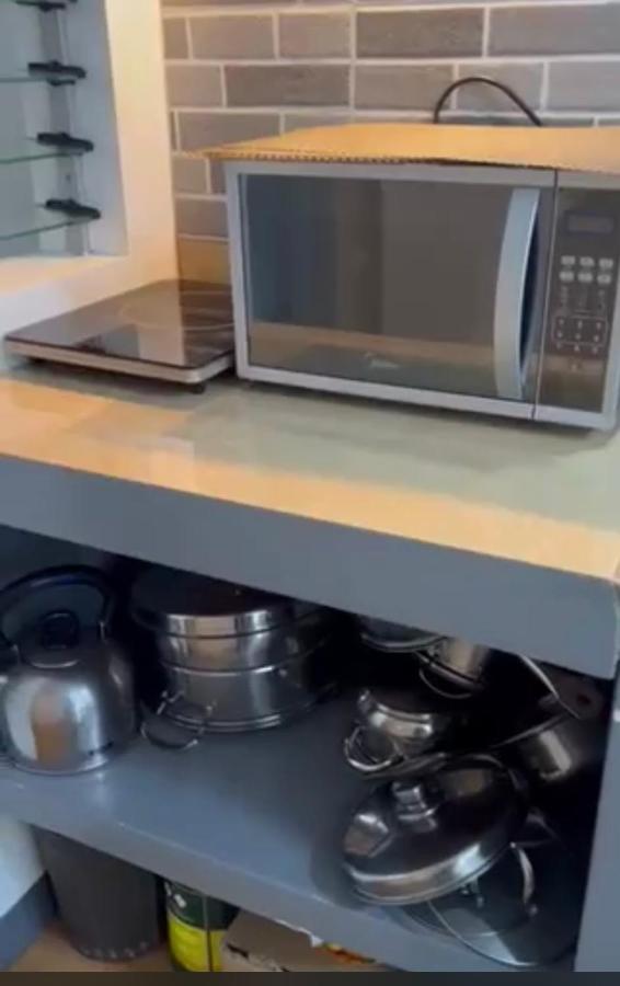 Aparthotel 2 Bedroom Unit Marikina