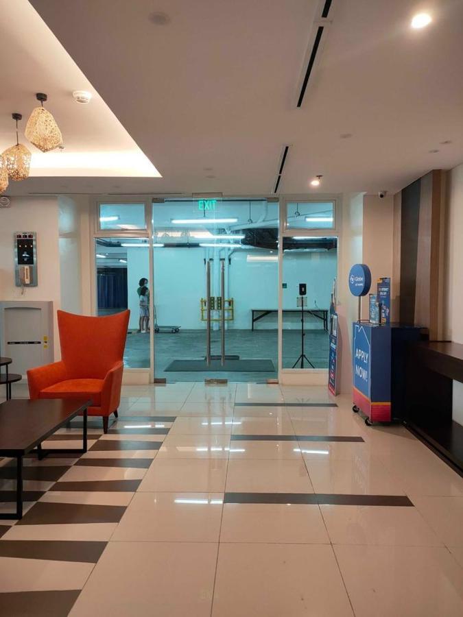 2br Pioneer Woodlands Sm Light By Awayhome Aparthotel Manila