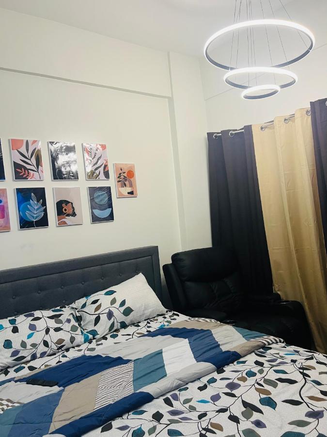 Staycation At Valenzuela I Type Aparthotel Manila