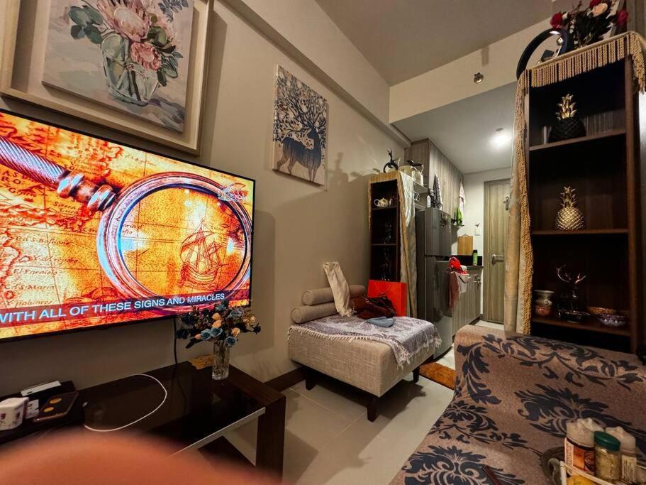 Penthouse Lvl Luxury Cndo Nr Moa *