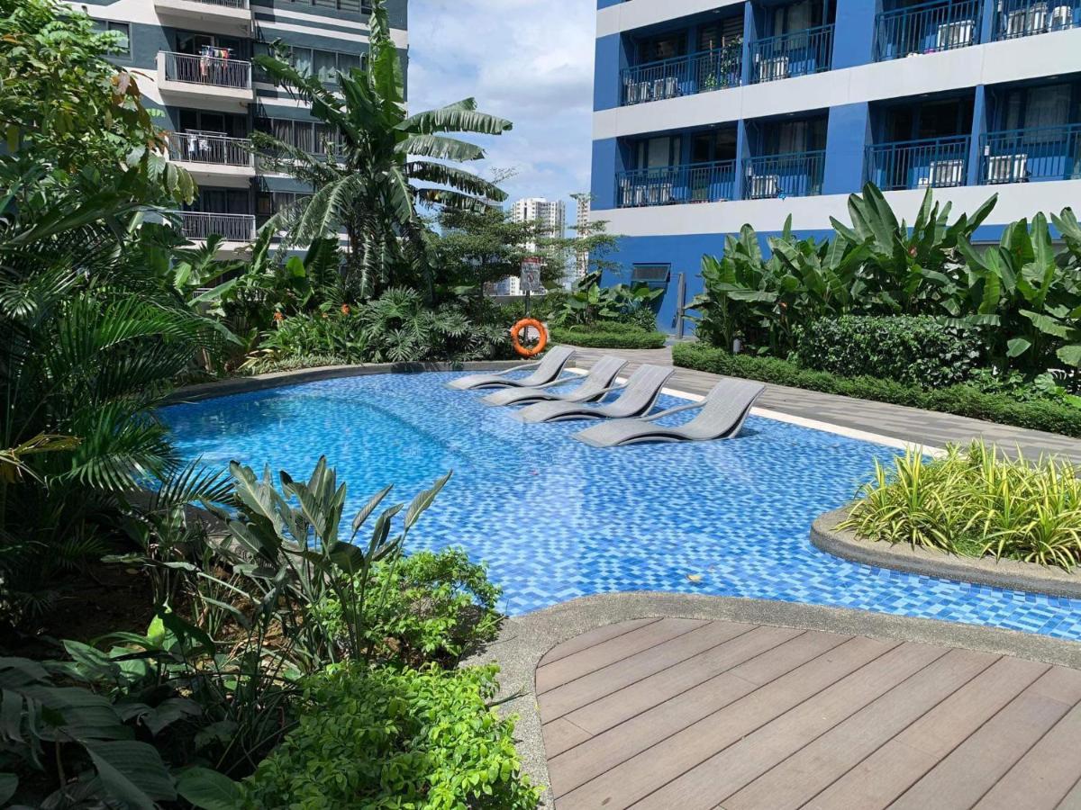 Cozy 1-br Flat In Air Residences Makati Apartment
