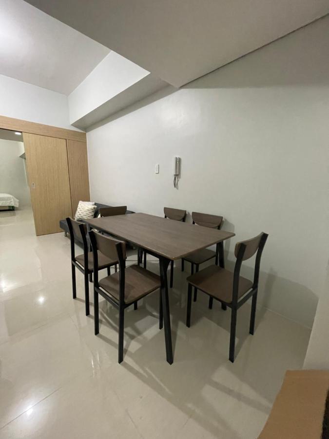 Metropolis Staycation At Grass Residences Manila