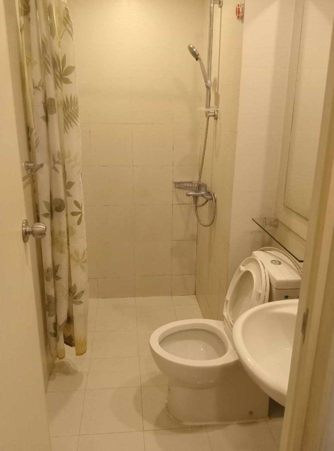Apartment Sm Bicutan Condominium *