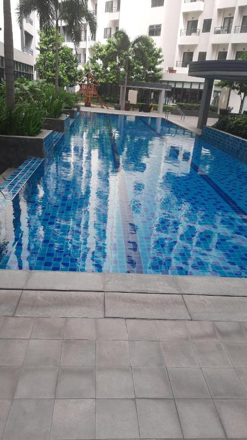 Malachai's Place Spring Residences * Manila