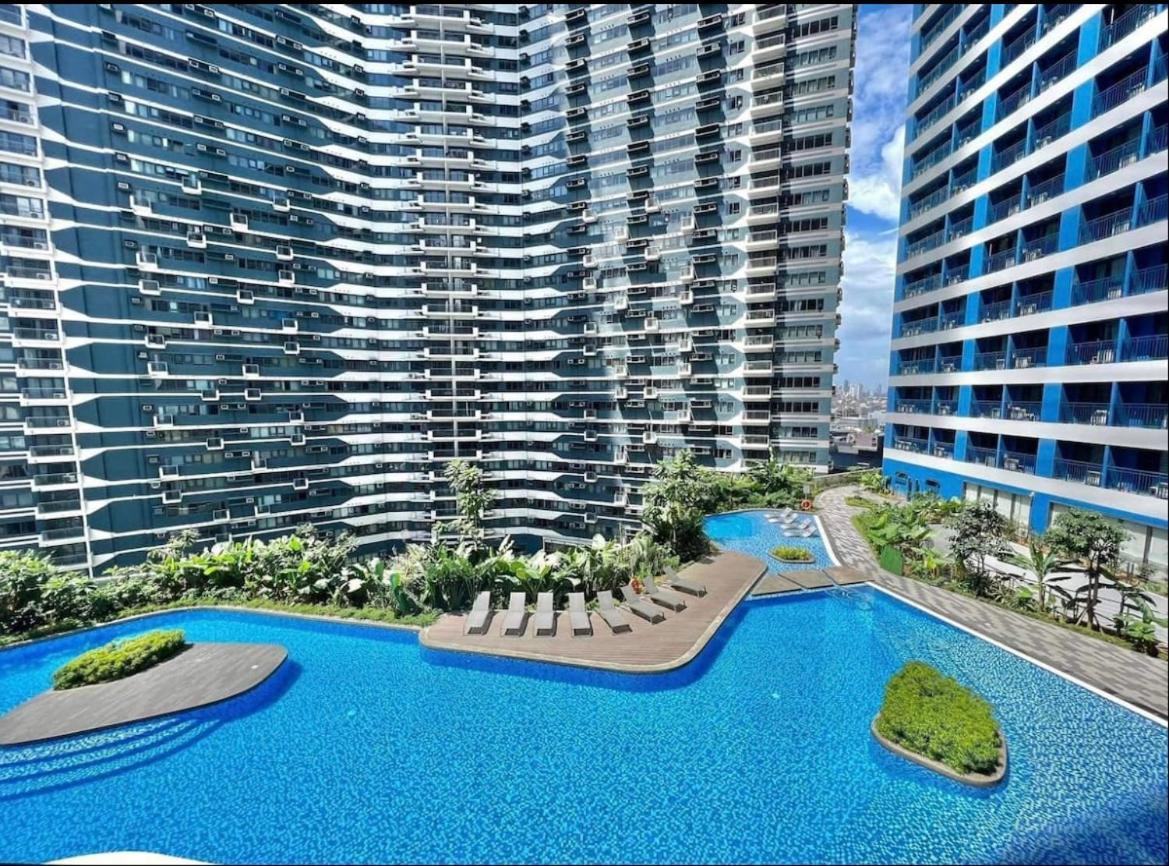 Cozy Makati: Urban Retreat With Entertainment & Amenities Apartment Manila