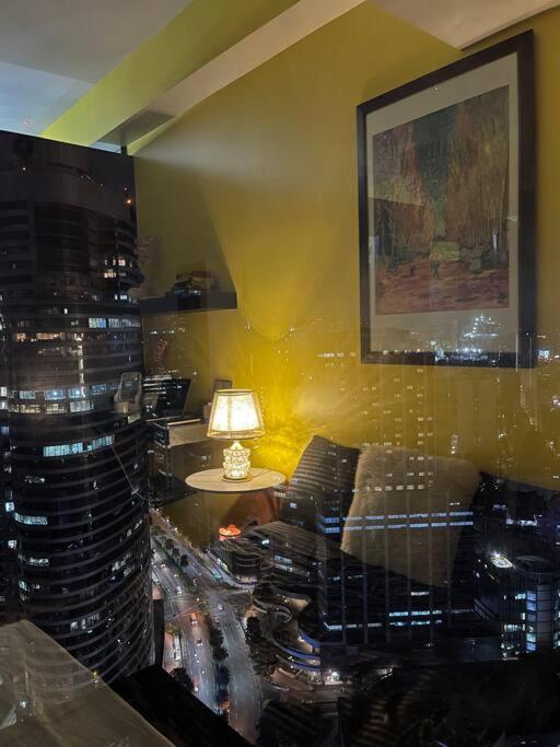 Apartment Luxurious At Air Residences