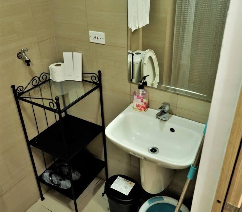 Pasay Moa 1151 Friendly Condotel Near Naia Airport