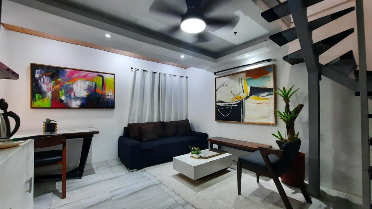 L1 Twin Bed Staycation In Bonifacio Global * Manila