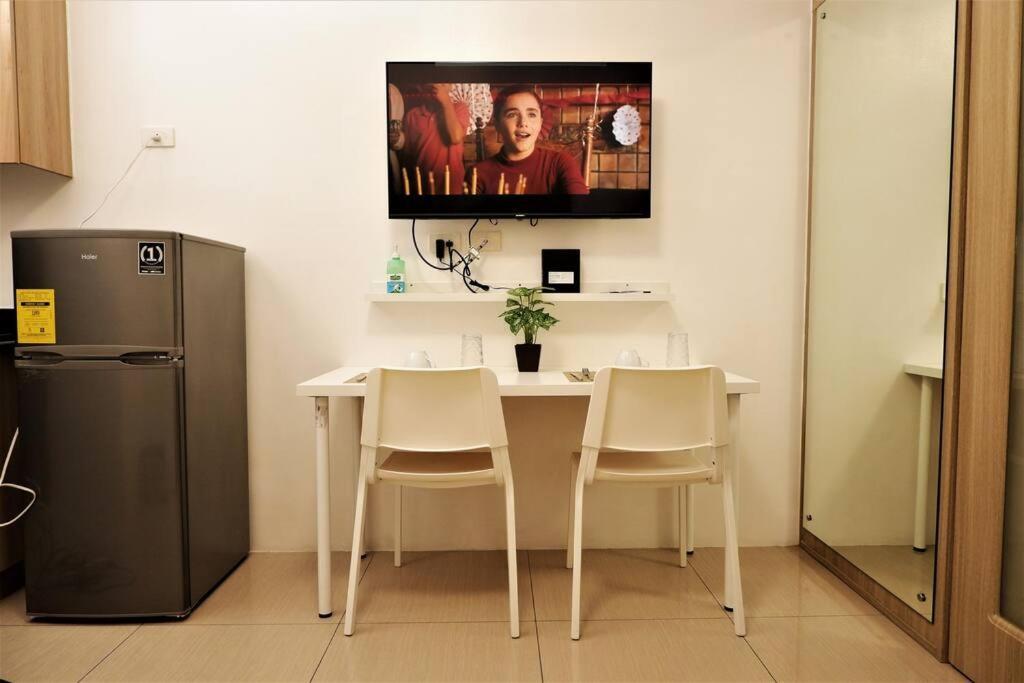 Apartment Pasay Moa 1250 Budgetfriendly Staycation Near Smx Moa