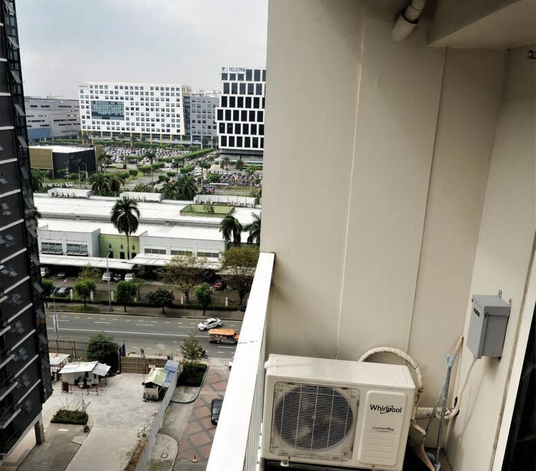 Apartment Pasay Moa 1250 Budgetfriendly Staycation Near Smx Moa
