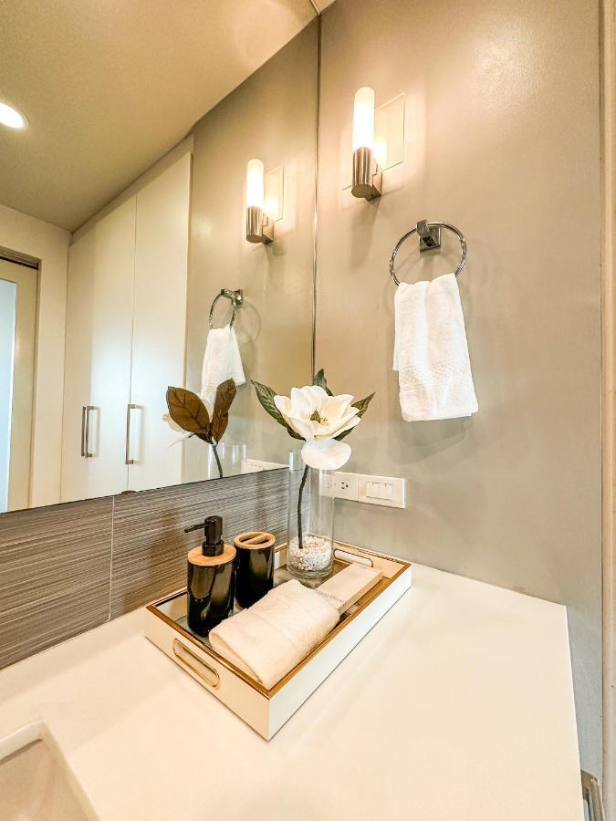 Avant Spacious Sanctuary With The View In Bgc * Manila