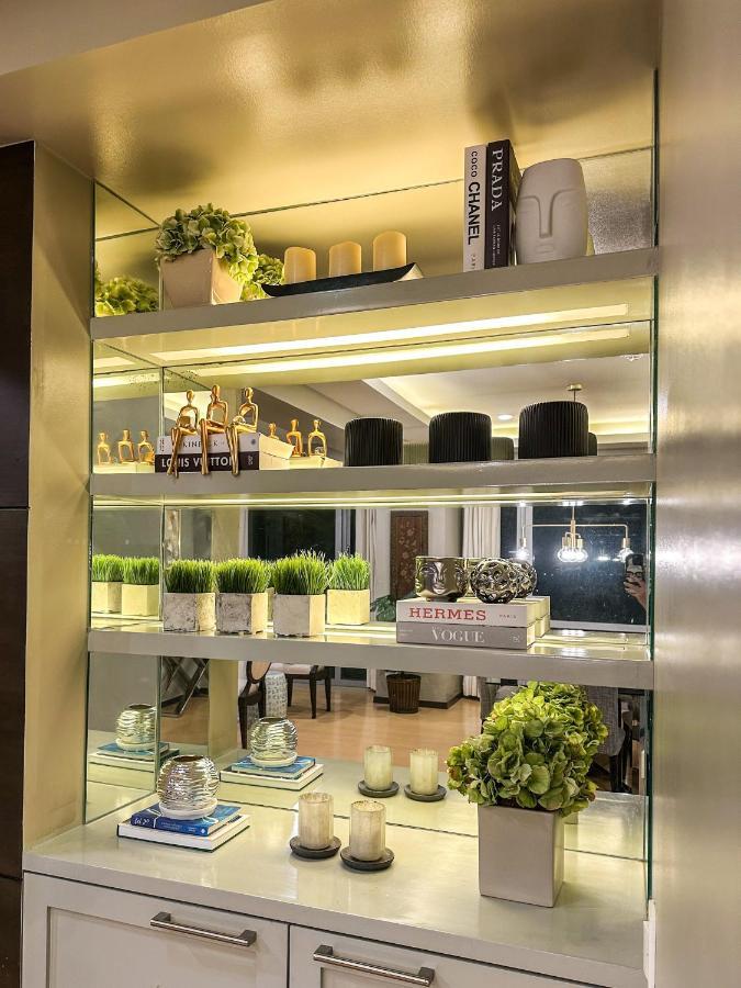 Apartment Avant Spacious Sanctuary With The View In Bgc