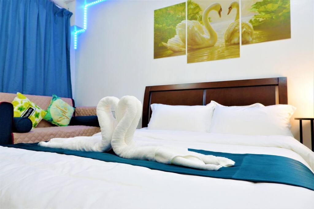 Moa Pasay 676 Nice Couple Staycation Near Ikea Arena Manila