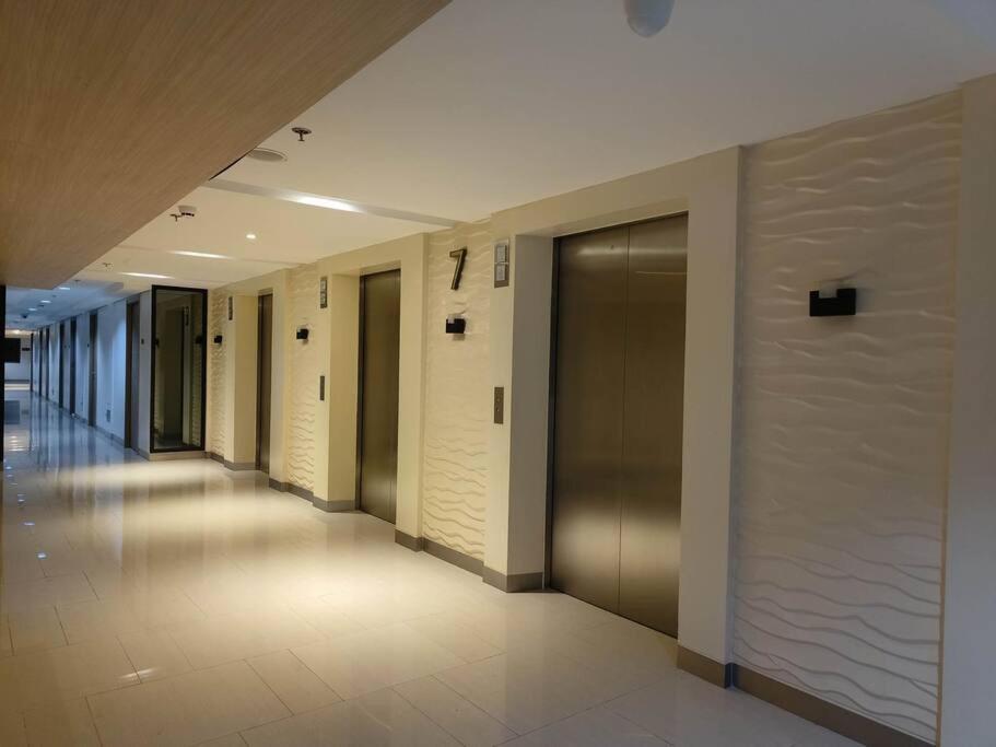 Apartment Pasay Moa 793 Affordable Staycation Near Star City Manila