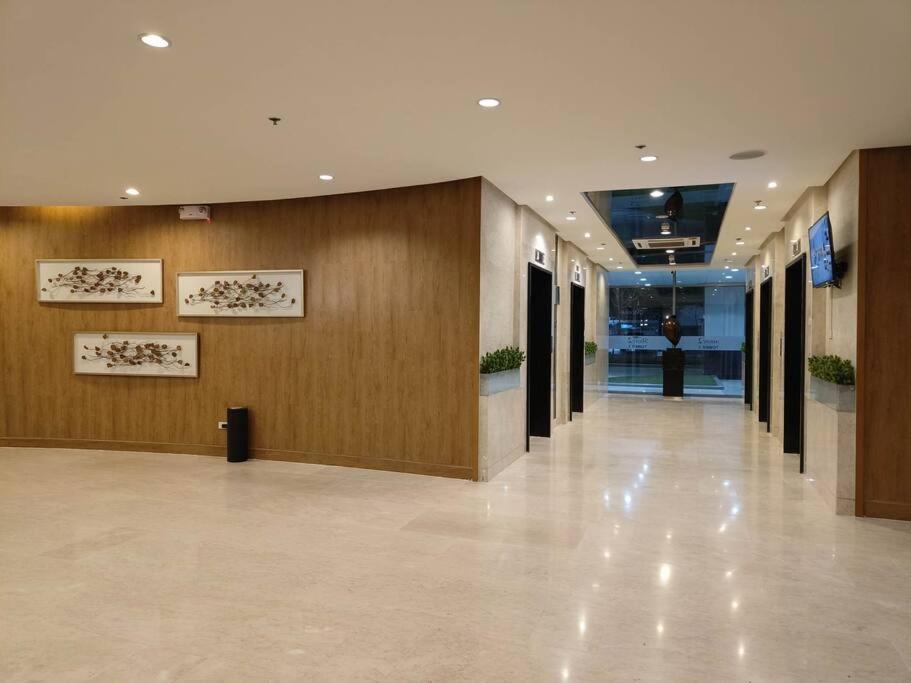 Moa Pasay 787 Budgetmeal Staycation Near World Apartment *