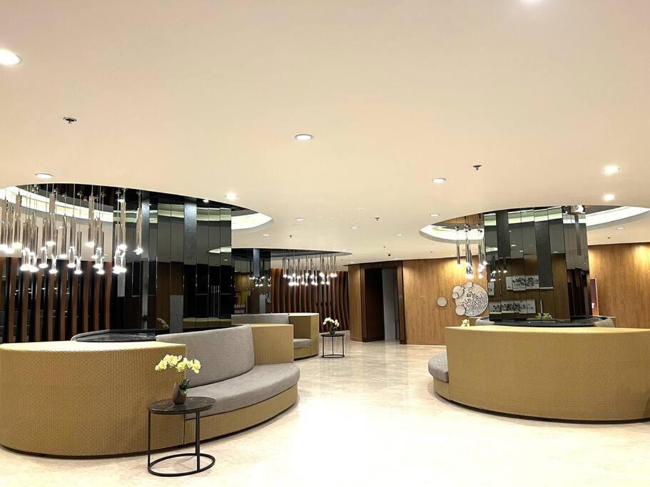 Moa Pasay 787 Budgetmeal Staycation Near World Apartment *